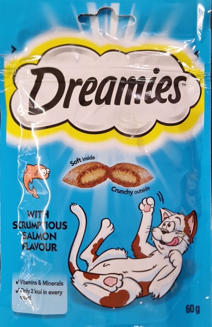 Dreamies Scrumptious Salmon Flavour