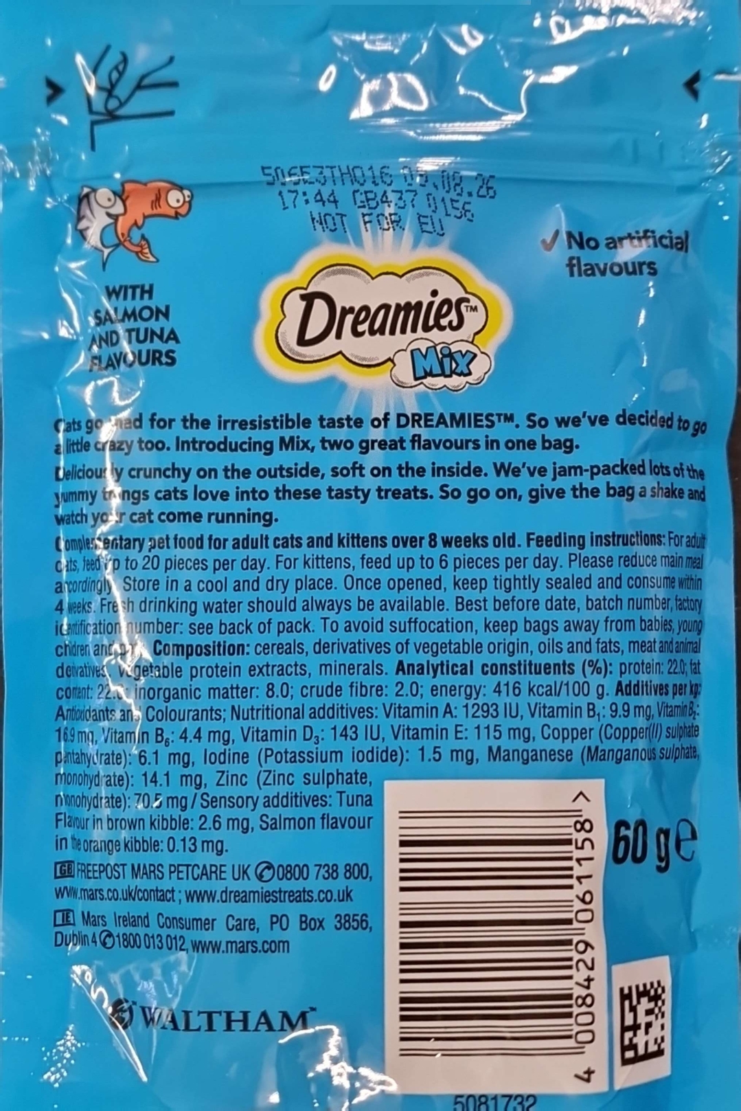 Dreamies Mix With Scrumptious Salmon and Heavenly Tuna Flavours