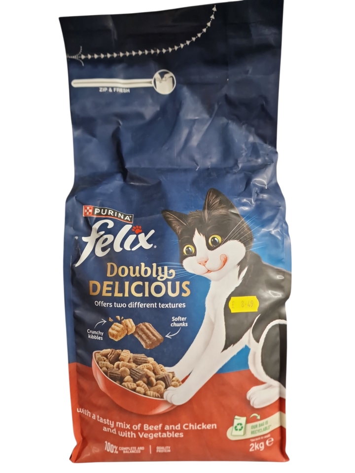 Purina Felix Double Delicious Beef and Chicken with Vegetables Dry Cat Food 2kg