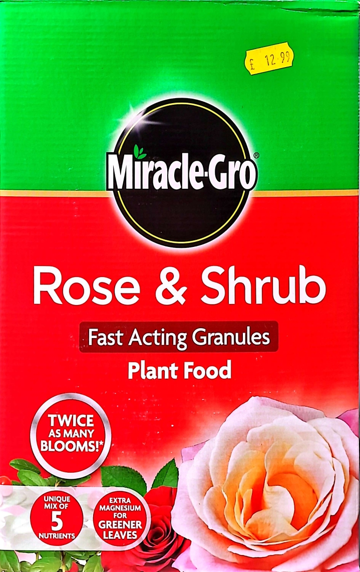 Miracle Gro Rose and Shrub Fast Acting Granules Plant Food
