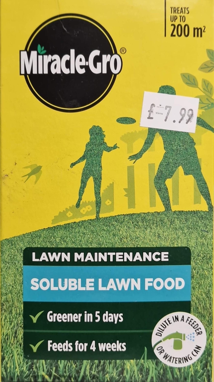 Miracle Gro Soluble Lawn Food Maintenance Feed