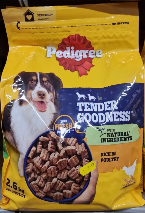 Pedigree Tender Goodness with Fresh Poultry Adult Dry Dog Food Medium to Large Breeds
