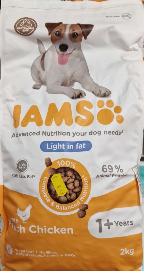 IAMS Adult Light in Fat Dry Dog Food with Fresh Chicken
