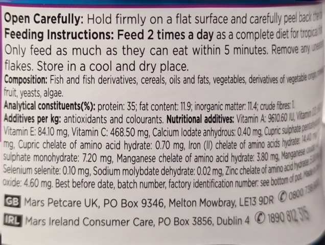 Aquarian tropical and Temperate Flake Food   Complete Nutrition