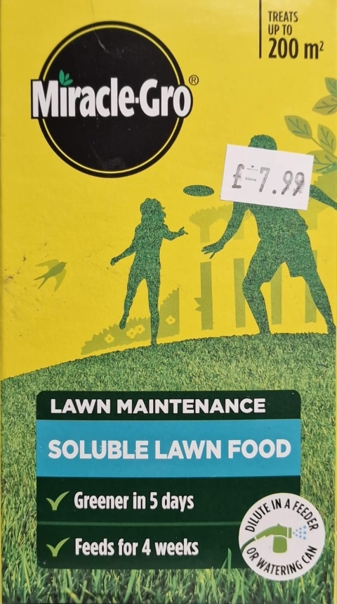 Miracle Gro Soluble Lawn Food Maintenance Feed
